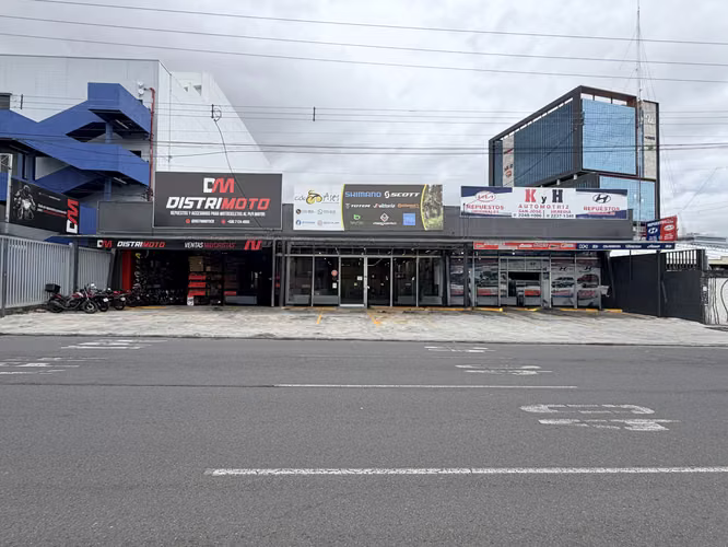 COMMERCIAL PREMISES ARE RENTED IN FRONT OF THE HIGH-TRANSIT SAVANNAH