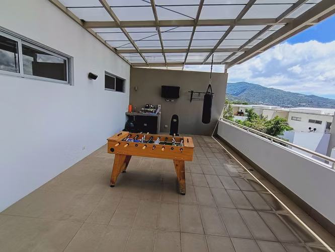 Oferta! Pozos, hermosa-amplia 320m2-lujo, L. Blanca, 4 hab, 3.5 baños, terraza, patio, rooftop. - Imagen 19