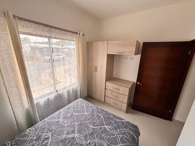 SE VENDE CASA EN CONDOMINIO ARENAS HERRADURA esh