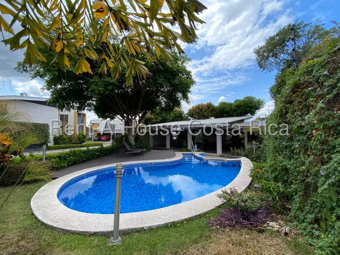 Se alquila hermosa casa esquinera en exclusivo condominio Oro Real, Santa Ana Piedades - Imagen 17