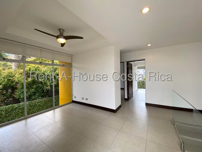 Se alquila hermosa casa esquinera en exclusivo condominio Oro Real, Santa Ana Piedades - Imagen 11