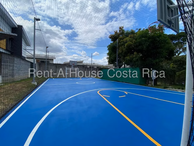 Se alquila hermosa casa esquinera en exclusivo condominio Oro Real, Santa Ana Piedades - Imagen 19