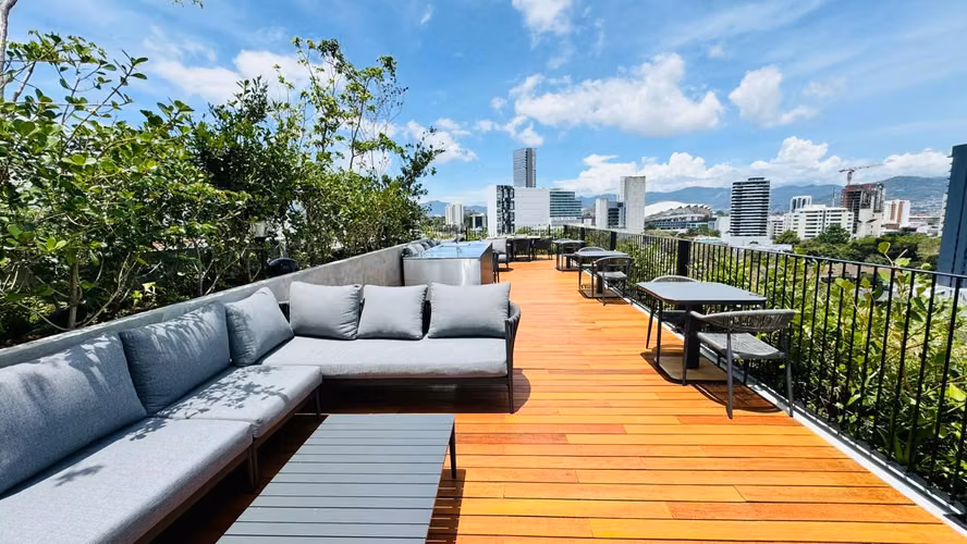 Se alquila hermoso apartamento amueblado en La Sabana con amenidades - Imagen 13