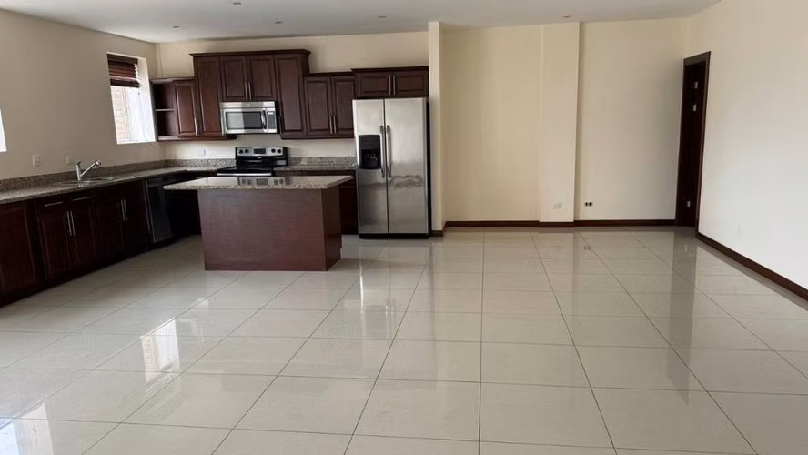 Escazu alquiler Apartamento  amplio - Imagen 5