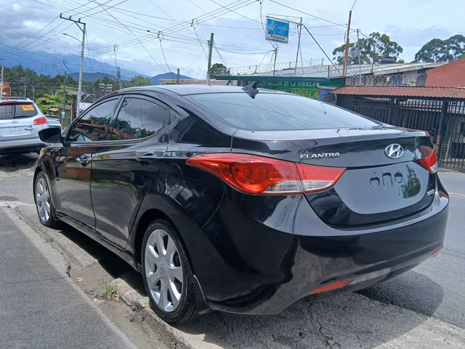 Hyundai elantra