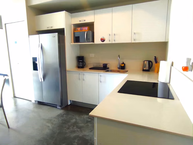 Apartamento amueblado. Urbn Escalante - Imagen 2