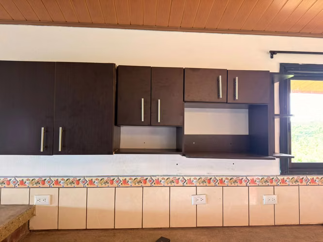 Alquiler de casa tipo quinta en residencial de montaña cerca de Ciudad Colón - Imagen 2