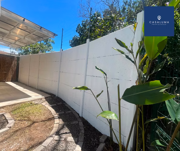 HERMOSA CASA CON JARDIN - Imagen 11