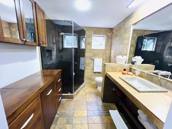  CASA EN VENTA EN SANTA ANA – ESPACIO, NATURALEZA Y VALOR REAL  - Imagen 8