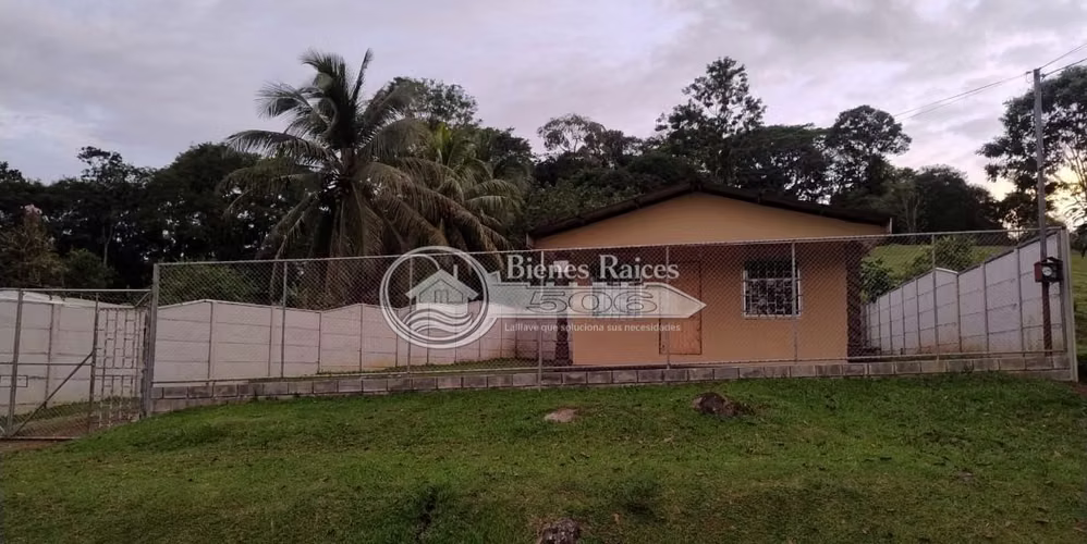 VENDO HERMOSA CASA EN SIQUIRRES, LIMÓN