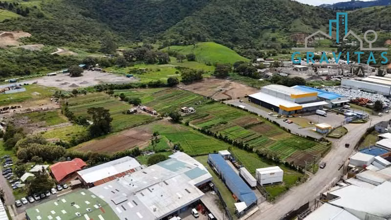 Terreno en venta en Cartago ideal para desarrollo de bodegas, 29673m2 ID 1886