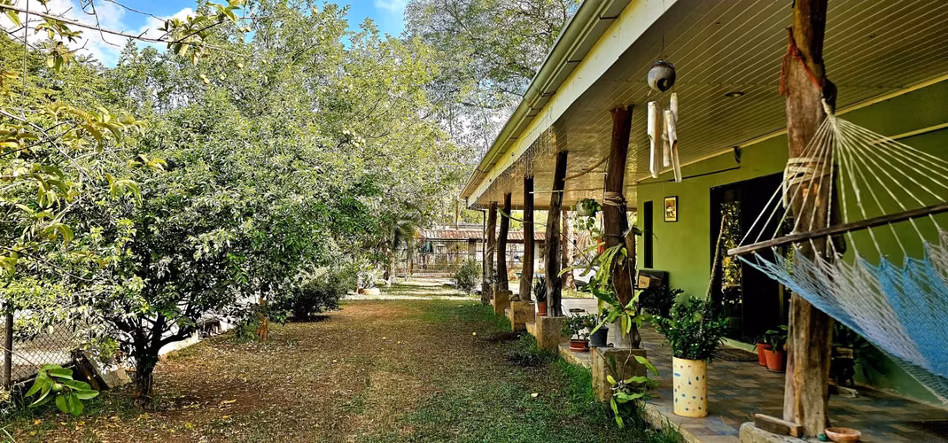 Venta de Casa en Guanacaste AMPLIA ZONA VERDE