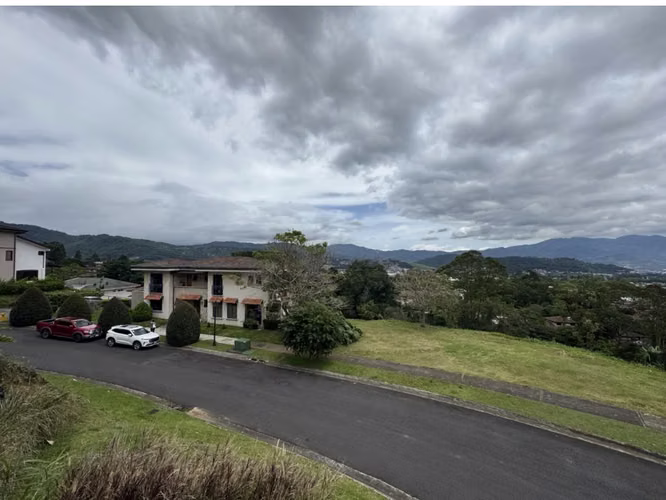 Venta de lote en Curridabat - Imagen 4