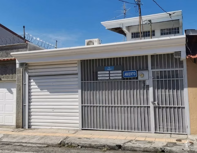 A privileged location with immediate commercial potential!