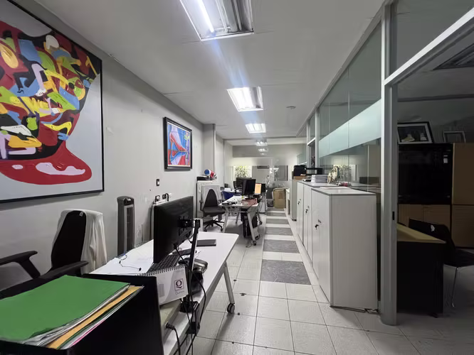 Venta de edificio en Barrio Pitaya, San José