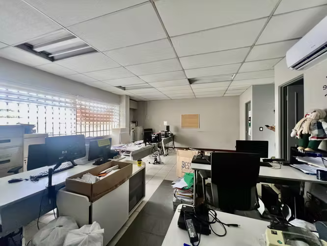 Venta de edificio en Barrio Pitaya, San José