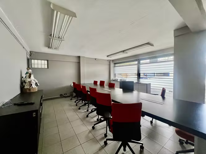 Building for sale in Barrio Pitaya, San José