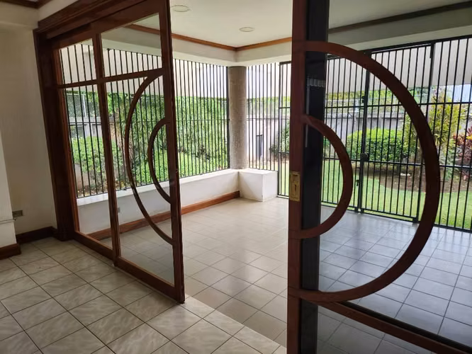 Casa de Lujo en los Arcos Heredia