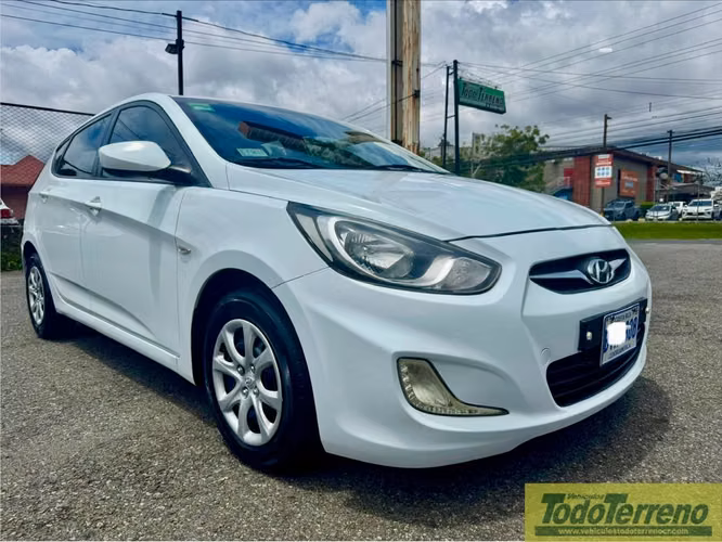Hyundai Accent Tdi A/T 2014