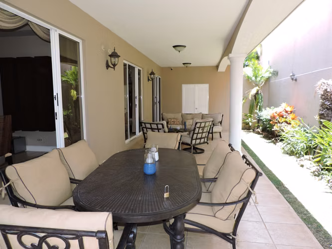 Casa en Alquiler en Heredia Ciudad Cariari - Amueblada y servicios incluidos - Imagen 19