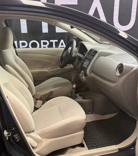 NISSAN VERSA SL 2013 NEGRO AUTOMÁTICO