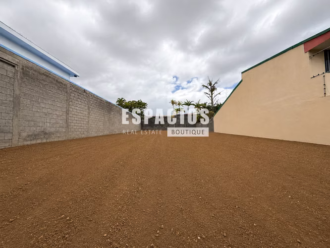 VENTA DE TERRENO EN ROHRMOSER