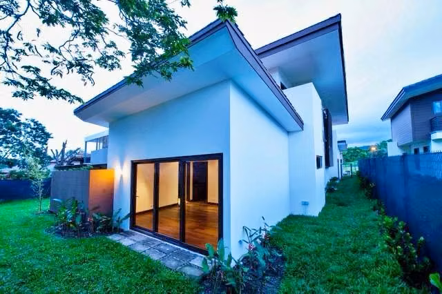 Venta casa contemporánea en La Hacienda, Santa Ana. (FAU) - Imagen 8