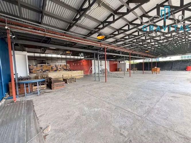 Alquiler de bodega para almacenaje, San Pedro 1200m2 ID 1984