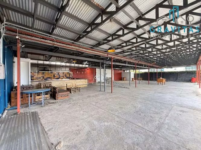 Alquiler de bodega para almacenaje, San Pedro 1200m2 ID 1984