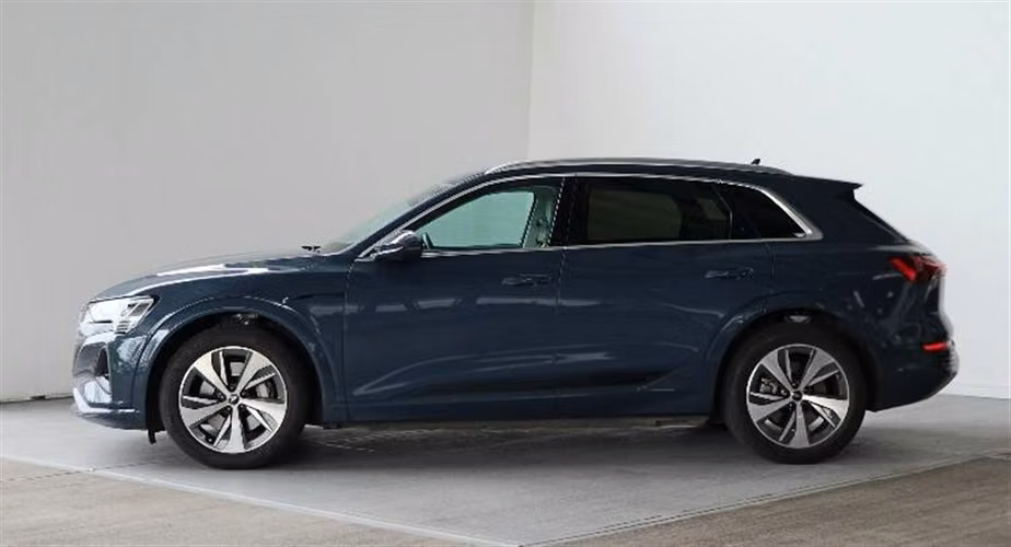 AUDI E-TRON 2024 AUTOMÁTICA ELÉCTRICO AZUL