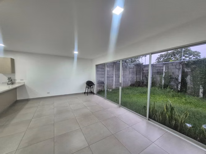 VENTA DE CASA, PARA INVERSIÓN, EN CONDOMINIO NAOS, 3 HABITACIONES - Imagen 7