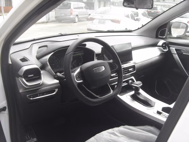 Geely Coolray Neo nuevo OKM 2025