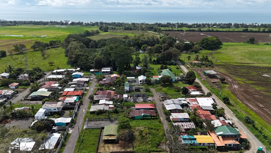 Lote con escritura cerca de Manuel Antonio – A 2 minutos de la playa, sin concesión - Imagen 7