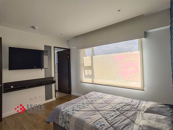 Apartamento Amueblado en  venta- Pent-house de Lujo en Guachipelín de Escazú
