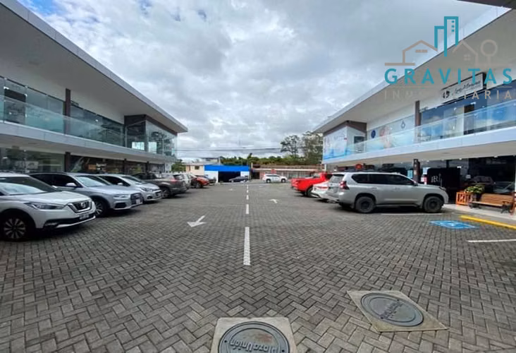 Plaza Comercial en Venta Tres Ríos ID 1987