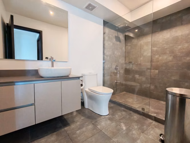 Se alquila Penthouse en Sabana Sur.