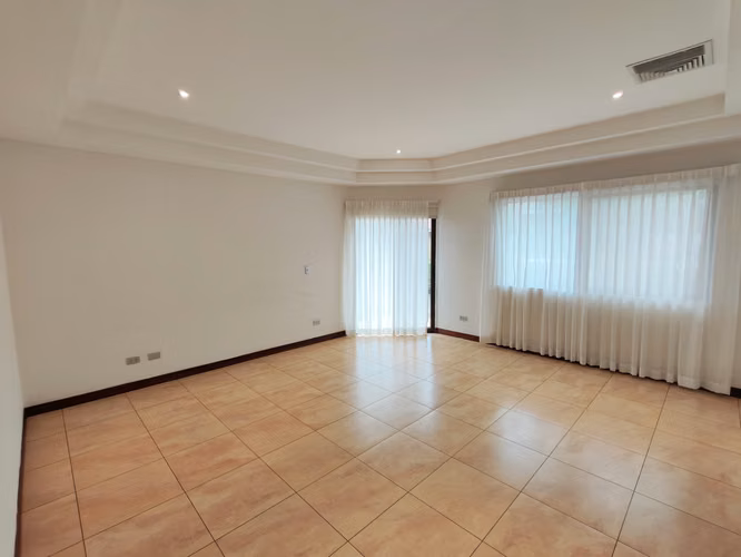 Se vende casa esquinera en Pozos de Santa Ana. - Imagen 11