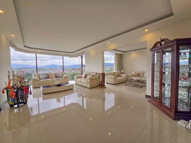 PENTHOUSE DE 3 HABIT. CON FULL VISTAS EN BELLO HORIZONTE ESCAZU