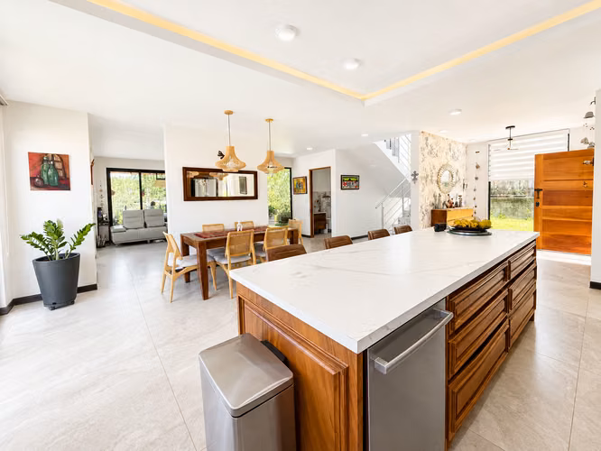 Venta Santa Barbara Heredia $450,000