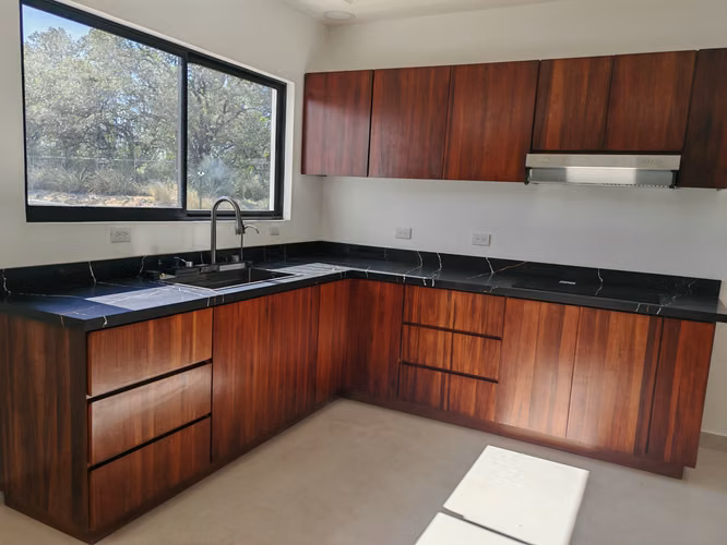 Casa moderna en venta en Condominio Parque del Encino, Liberia