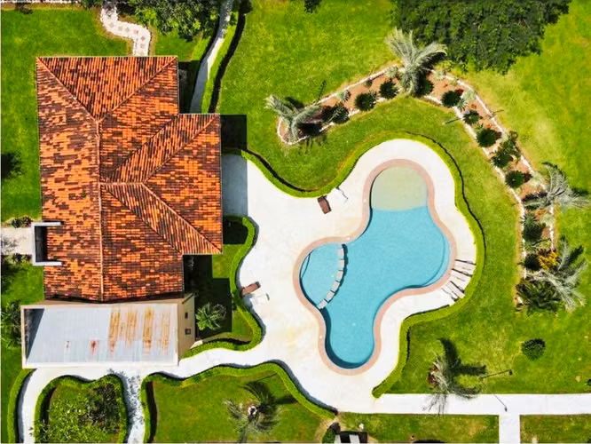 Casa moderna en venta en Condominio Parque del Encino, Liberia