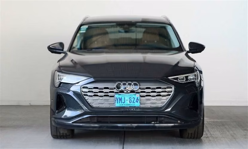 AUDI E-TRON 2024 AUTOMÁTICA ELÉCTRICO GRIS