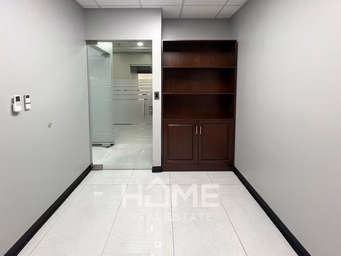 Oficinas en Alquiler en Edificio Momentum Pinares - Curridabat