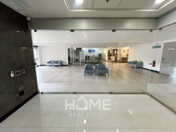 Oficinas en Alquiler en Edificio Momentum Pinares - Curridabat