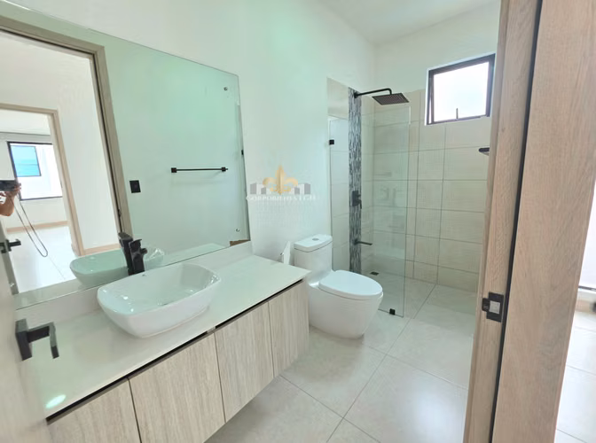 Alquiler Exclusiva, acogedora Casa de Lujo para Estrenar en Lindora, Santa Ana - Imagen 13