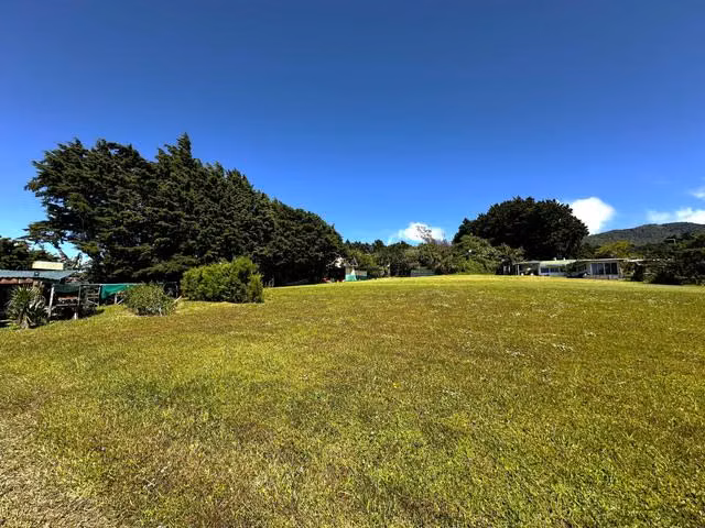 Venta de finca con vista panorámica en Heredia. - Imagen 3