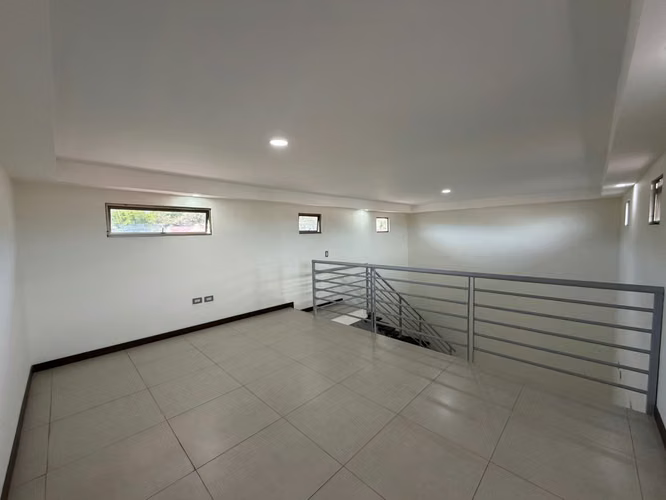 SE VENDE CASA EN SANTA ANA CENTRO! El hogar perfecto para tu familia  FV - Imagen 19
