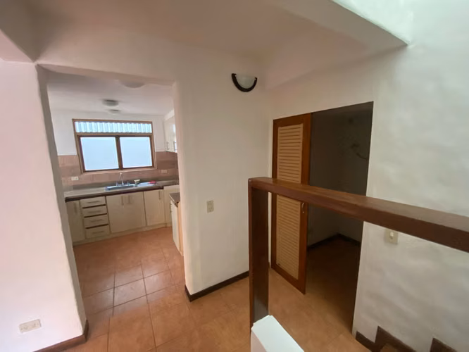 Se alquila hermoso y amplio  apartamento en Pinares, Curridabat - Imagen 8