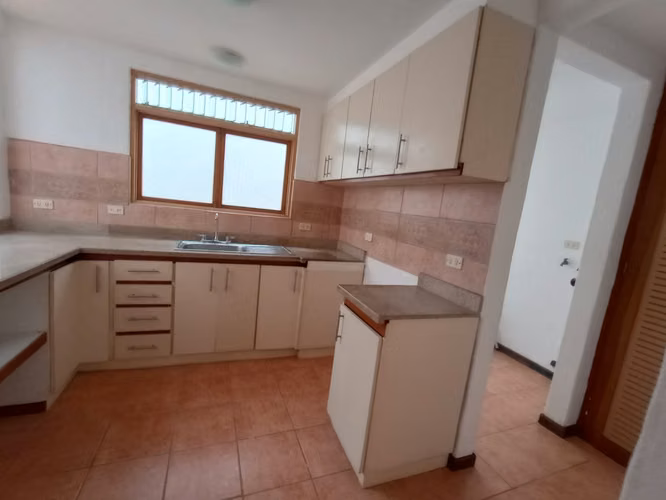 Se alquila hermoso y amplio  apartamento en Pinares, Curridabat - Imagen 9