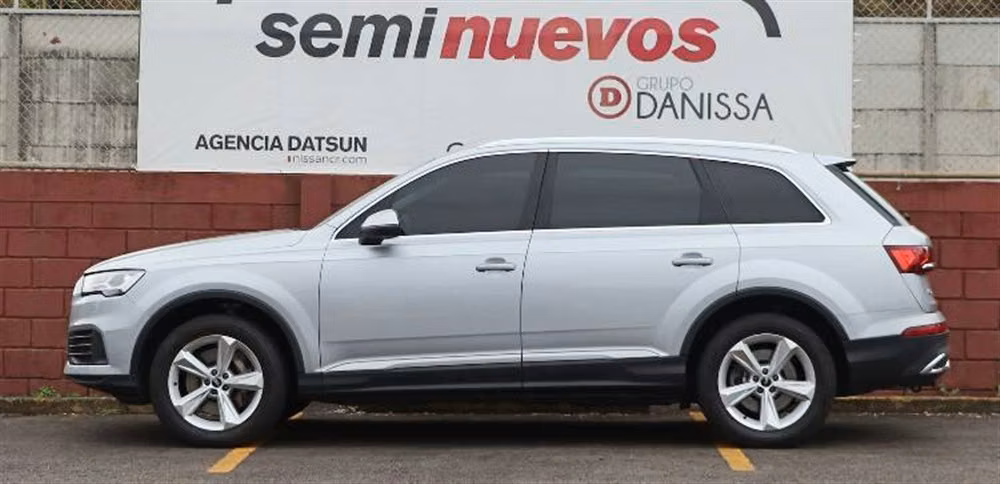 AUDI Q7 2021 AUTOMÁTICA GASOLINA PLATEADO - Imagen 2